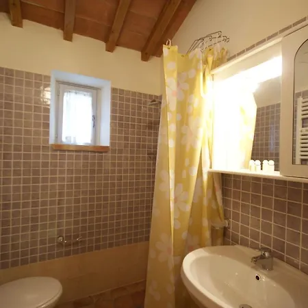 Дом отдыха Peaceful Holiday In Italy With Private Pool *